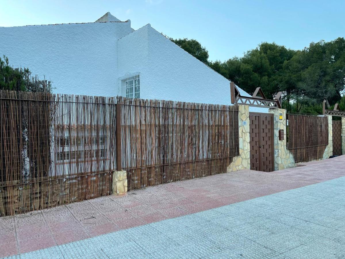 Villa Mis 5 Amores Con Piscina Benidorm Exteriér fotografie